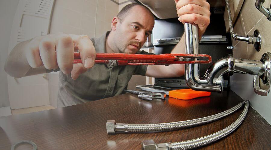 Expert burst pipe repair services in Absarokee, MT